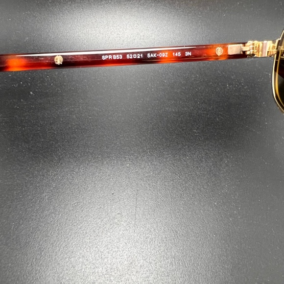 Designer Sunglasses - Picture 5 of 11